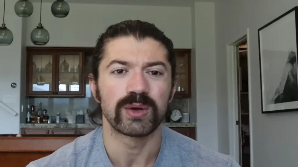 Alex Hormozi: We fired everyone who was late...this is why.. 001