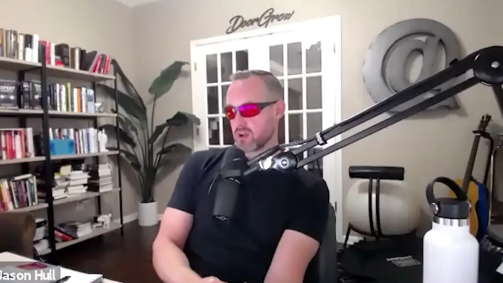 Alex Hormozi: What I Learned After Countless Failed Business Partnerships 001