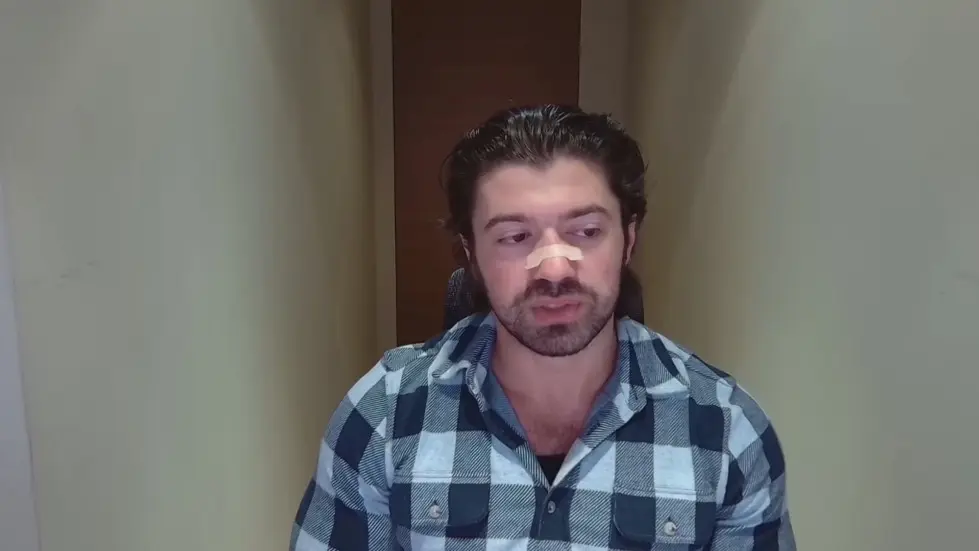 Alex Hormozi: Why entrepreneurs stay broke and sad [trigger warning] 001