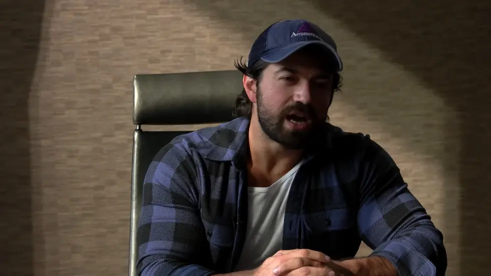 Alex Hormozi: Why I chose to disappoint my dad 005