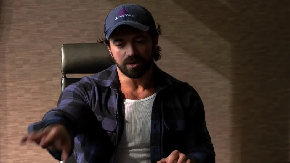 Alex Hormozi: Why I chose to disappoint my dad 008