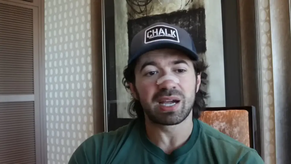 Alex Hormozi: Why I REGRET building a passive income business... 010