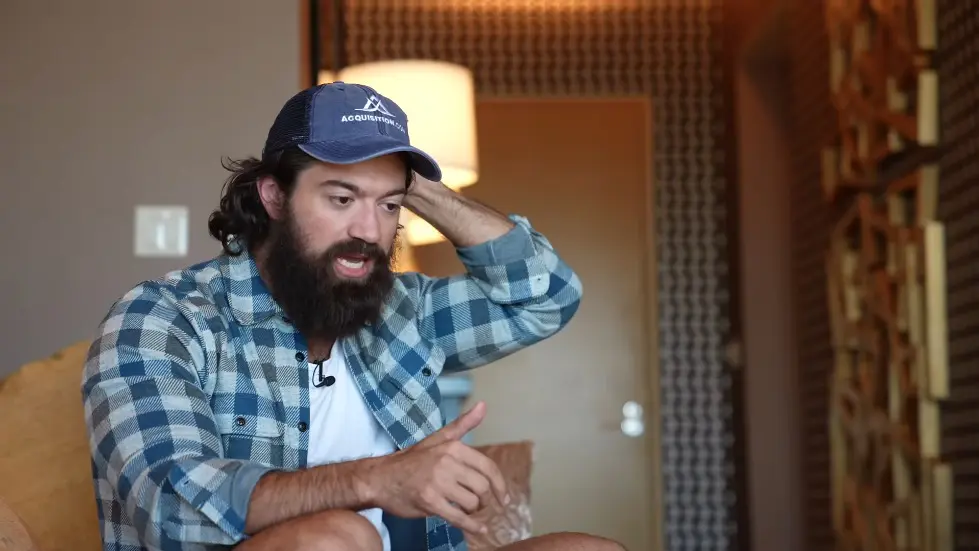 Alex Hormozi: Why old friends keep you poor... 005