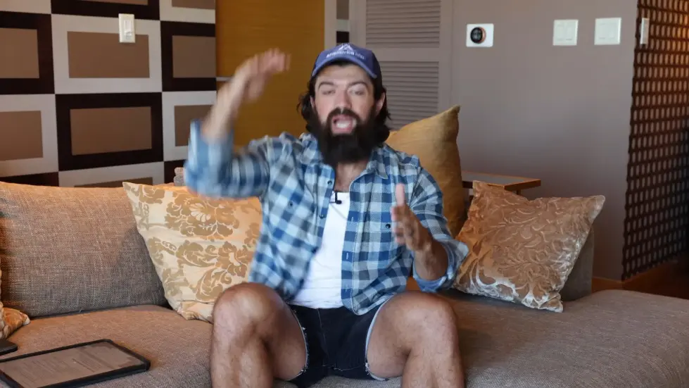 Alex Hormozi: Why old friends keep you poor... 008