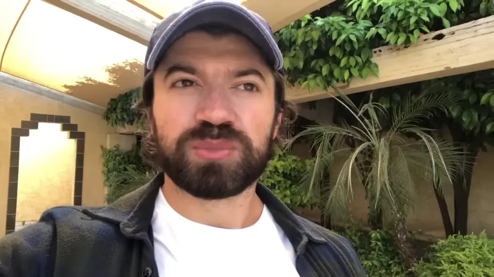 Alex Hormozi: Why selfcare makes you poor & fragile [trigger warning] 003