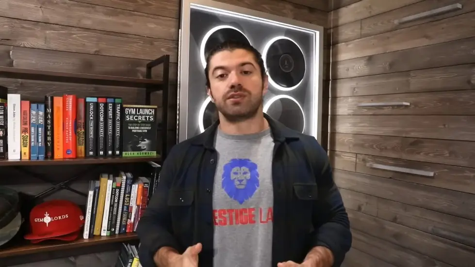 Alex Hormozi: Why The First $100k is the Toughest | Charlie Munger Secrets 005