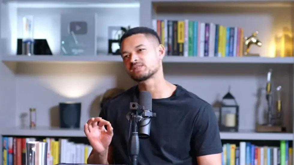 Spotify Founder: How A 23 Year Old Introvert Built A $31 Billion Business! 033