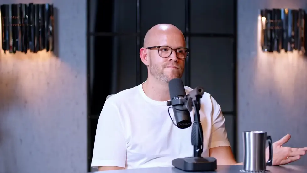 Spotify Founder: How A 23 Year Old Introvert Built A $31 Billion Business! 039