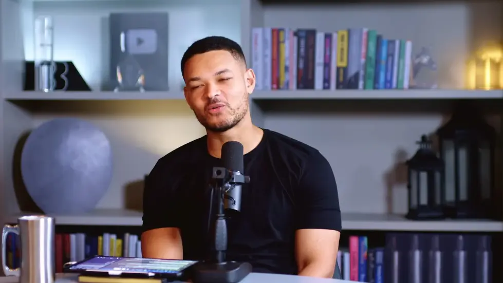 Jada Pinkett Smith (EXCLUSIVE): &ldquo;I Just wanted to stay alive until 4pm!&rdquo; 006