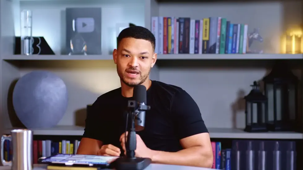 Jada Pinkett Smith (EXCLUSIVE): &ldquo;I Just wanted to stay alive until 4pm!&rdquo; 012