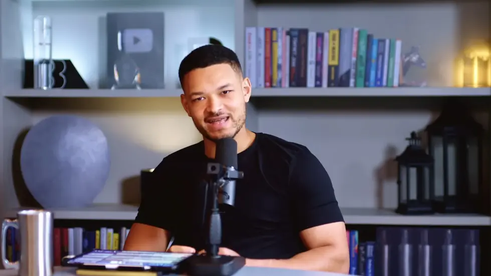 Jada Pinkett Smith (EXCLUSIVE): &ldquo;I Just wanted to stay alive until 4pm!&rdquo; 014