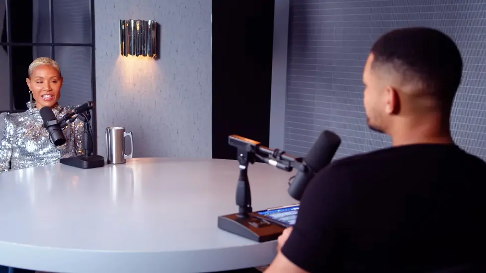 Jada Pinkett Smith (EXCLUSIVE): &ldquo;I Just wanted to stay alive until 4pm!&rdquo; 015