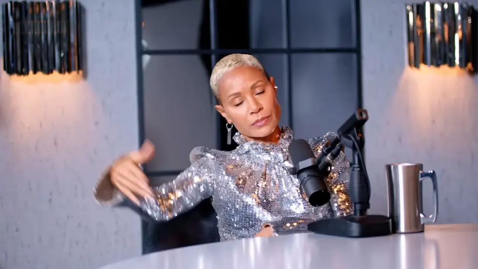 Jada Pinkett Smith (EXCLUSIVE): &ldquo;I Just wanted to stay alive until 4pm!&rdquo; 020