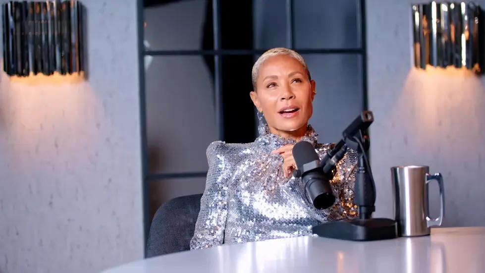 Jada Pinkett Smith (EXCLUSIVE): &ldquo;I Just wanted to stay alive until 4pm!&rdquo; 023
