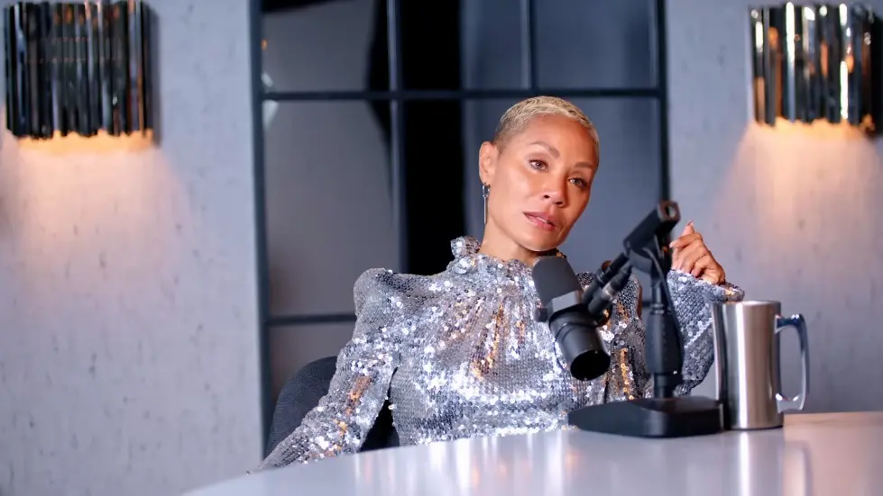 Jada Pinkett Smith (EXCLUSIVE): &ldquo;I Just wanted to stay alive until 4pm!&rdquo; 049