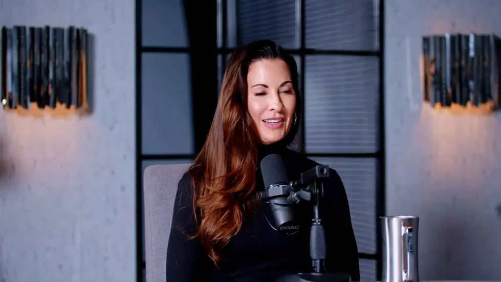 The Fitness Scientist: "Even A Little Alcohol Is Hurting Your Health!" Kristen Holmes 021