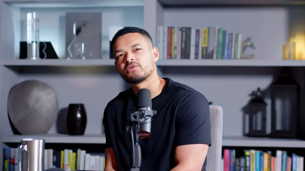 The Fitness Scientist: "Even A Little Alcohol Is Hurting Your Health!" Kristen Holmes 047