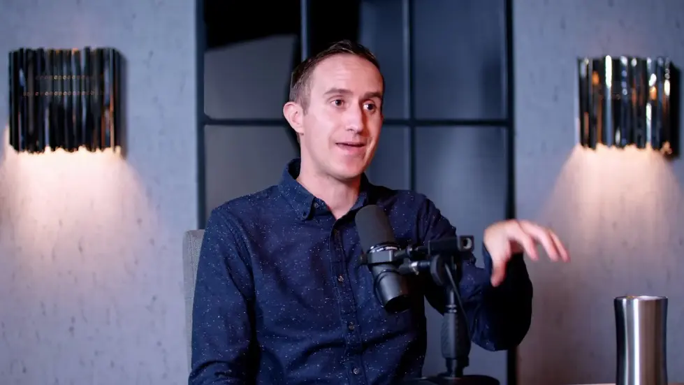 The Savings Expert: &ldquo;Do Not Buy A House!&rdquo; Do THIS Instead! - Morgan Housel 007