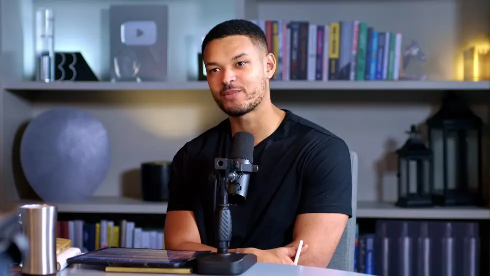 The Savings Expert: &ldquo;Do Not Buy A House!&rdquo; Do THIS Instead! - Morgan Housel 014