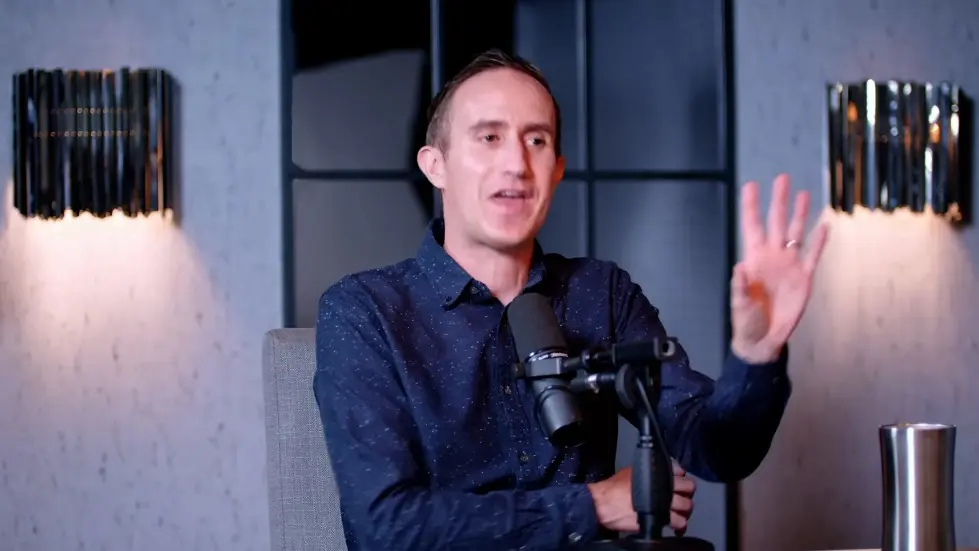 The Savings Expert: &ldquo;Do Not Buy A House!&rdquo; Do THIS Instead! - Morgan Housel 022