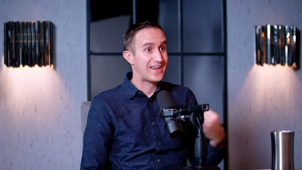 The Savings Expert: &ldquo;Do Not Buy A House!&rdquo; Do THIS Instead! - Morgan Housel 023