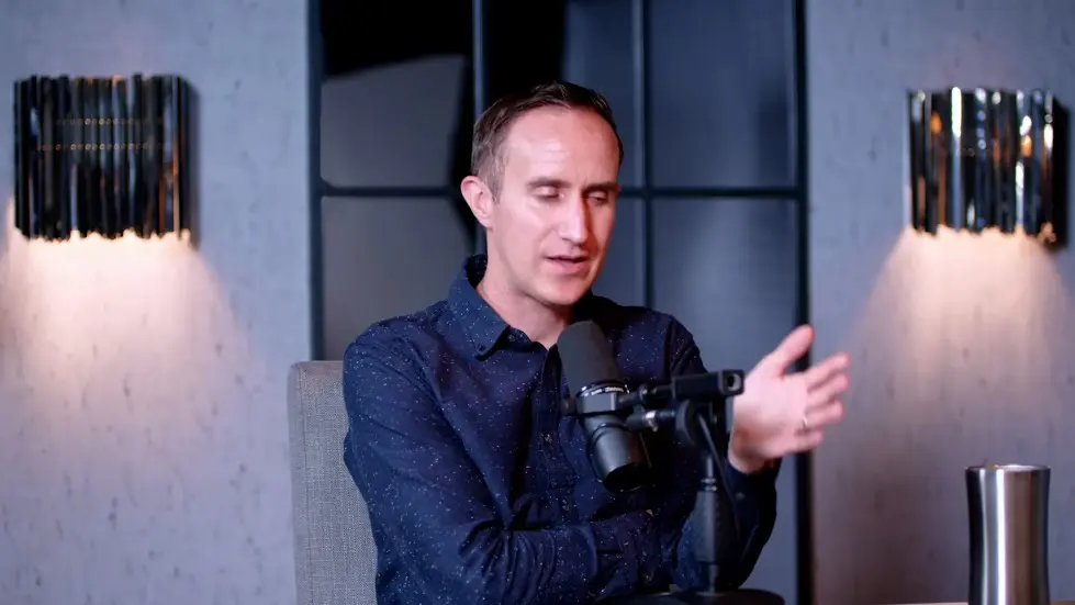 The Savings Expert: &ldquo;Do Not Buy A House!&rdquo; Do THIS Instead! - Morgan Housel 051