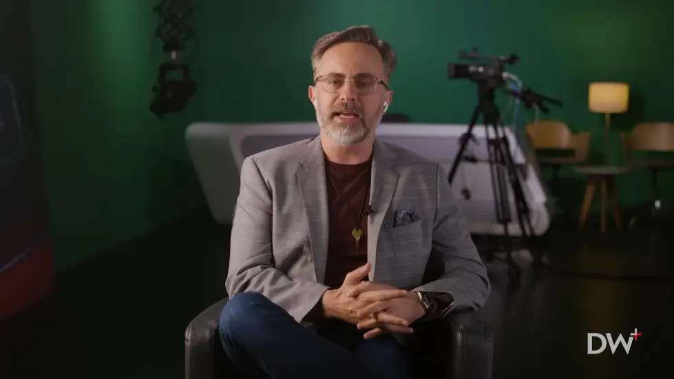 Building an Empire And Making Snow White | Jeremy Boreing | EP 389 004