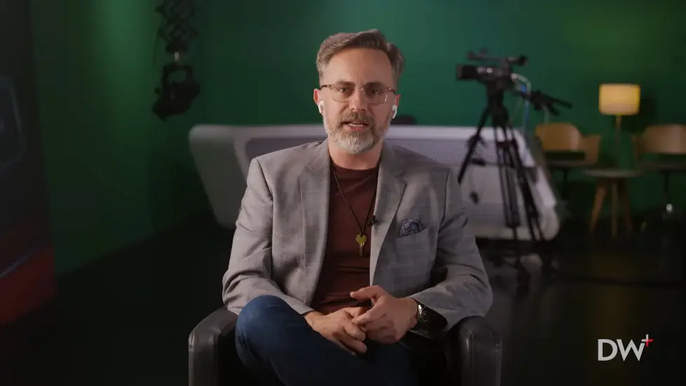 Building an Empire And Making Snow White | Jeremy Boreing | EP 389 028