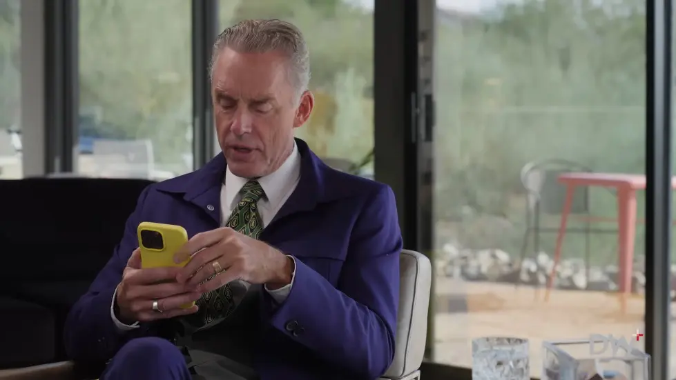 Discussing Communism in All Its Glory | Michael Malice | EP 407 004