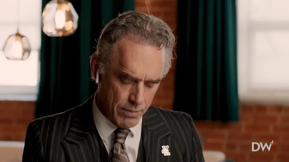 Female Soldiers and Crony Capitalists | Tulsi Gabbard | EP 332 024