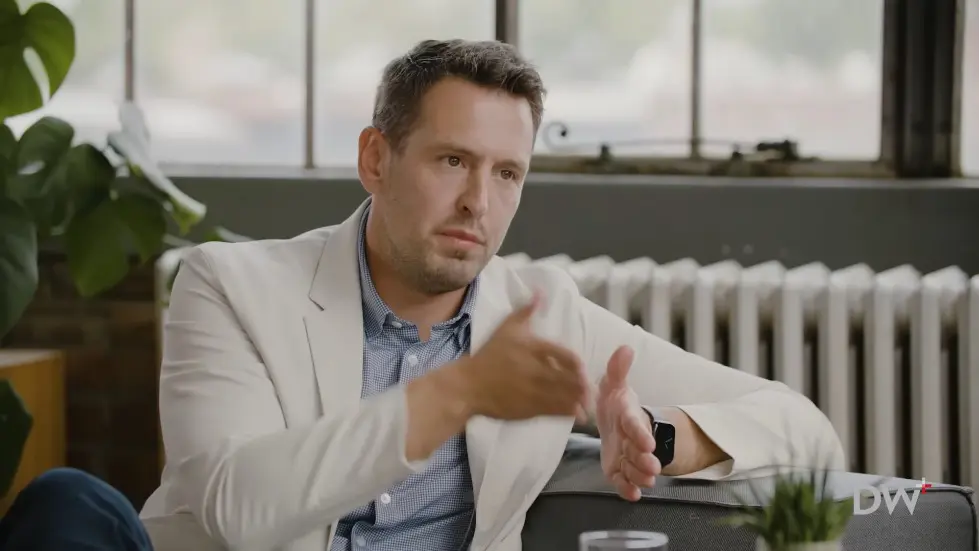 School-Kids as Factory Products | Zach Lahn | EP 370 031