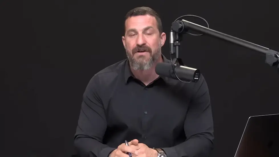 How Psilocybin Can Rewire Our Brain, Its Therapeutic Benefits & Its Risks | Huberman Lab Podcast 011