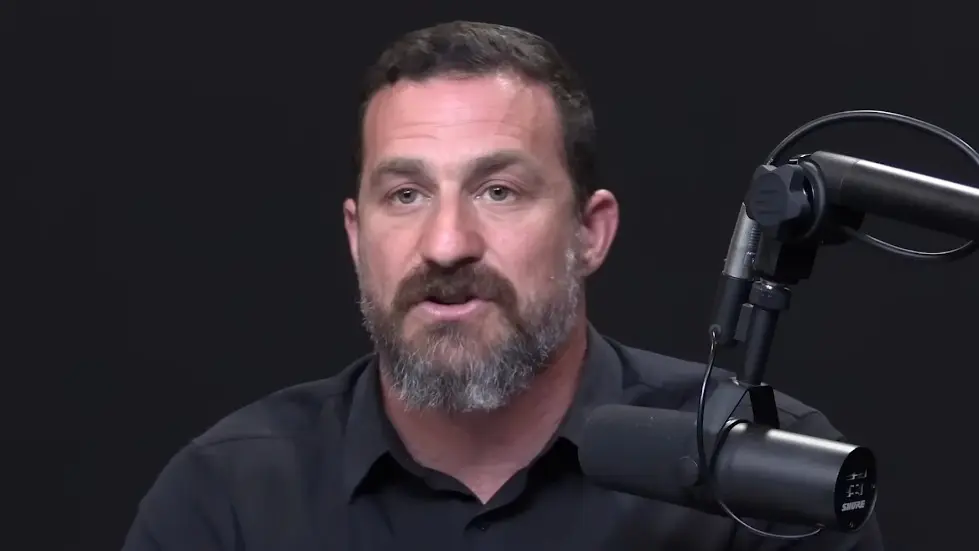 How to Enhance Performance & Learning by Applying a Growth Mindset | Huberman Lab Podcast 014