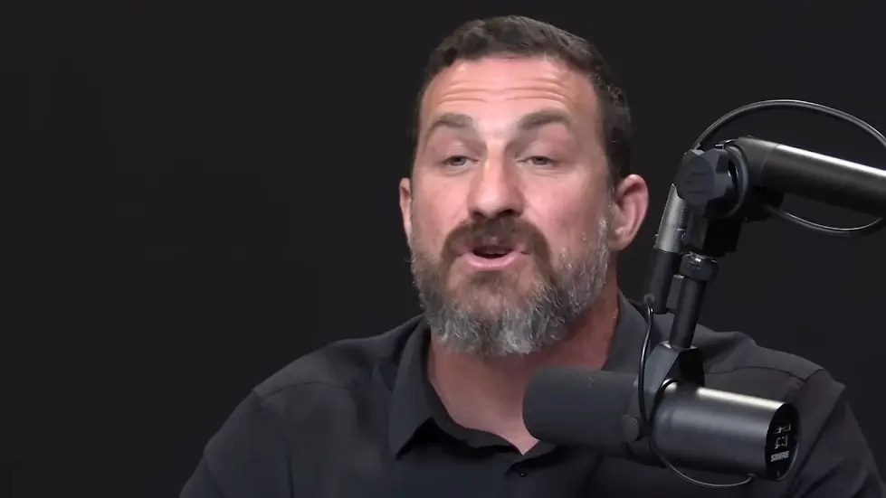 How to Enhance Performance & Learning by Applying a Growth Mindset | Huberman Lab Podcast 023