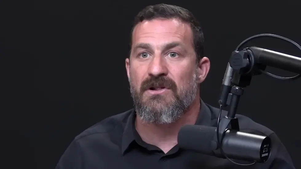 How to Enhance Performance & Learning by Applying a Growth Mindset | Huberman Lab Podcast 033