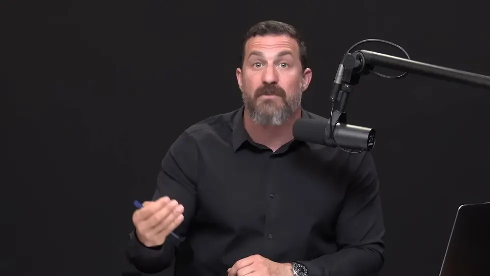 How to Enhance Performance & Learning by Applying a Growth Mindset | Huberman Lab Podcast 039