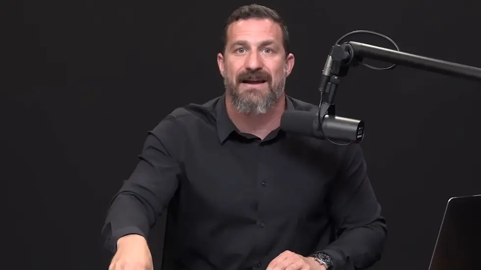 How to Enhance Performance & Learning by Applying a Growth Mindset | Huberman Lab Podcast 048