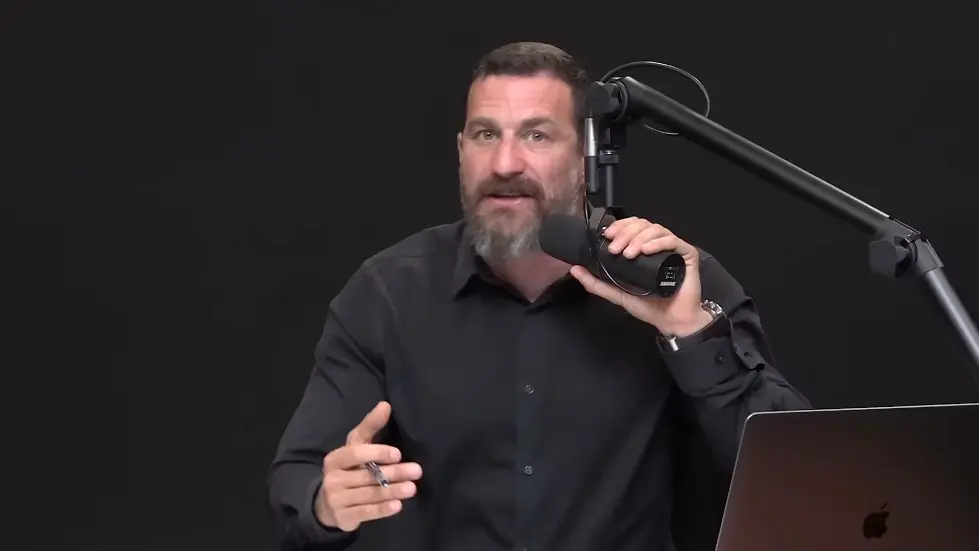 Leverage Dopamine to Overcome Procrastination & Optimize Effort | Huberman Lab Podcast 044