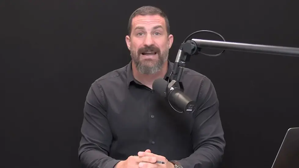 The Science of MDMA & Its Therapeutic Uses: Benefits & Risks | Huberman Lab Podcast 034