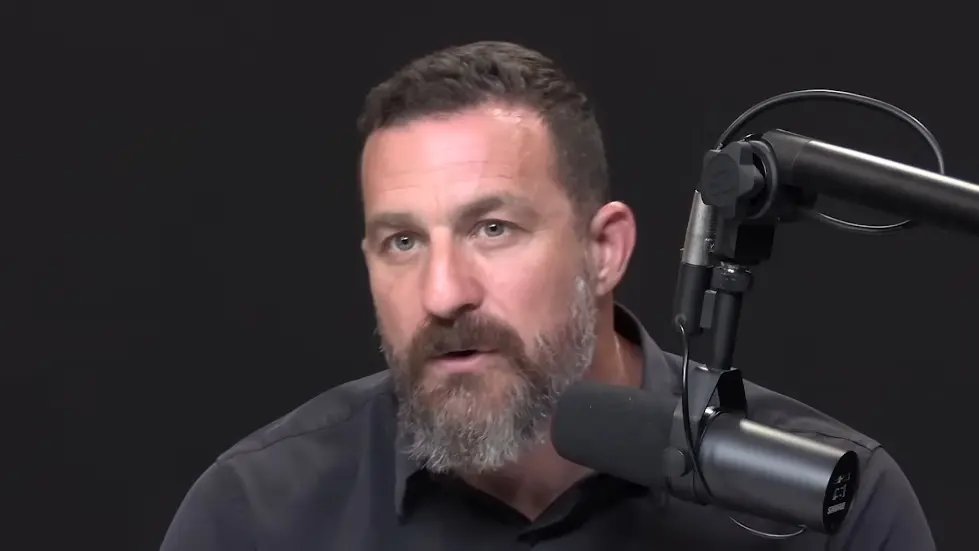 The Science of MDMA & Its Therapeutic Uses: Benefits & Risks | Huberman Lab Podcast 035