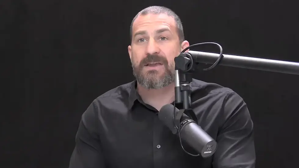 Using Light (Sunlight, Blue Light & Red Light) to Optimize Health | Huberman Lab Podcast #68 002