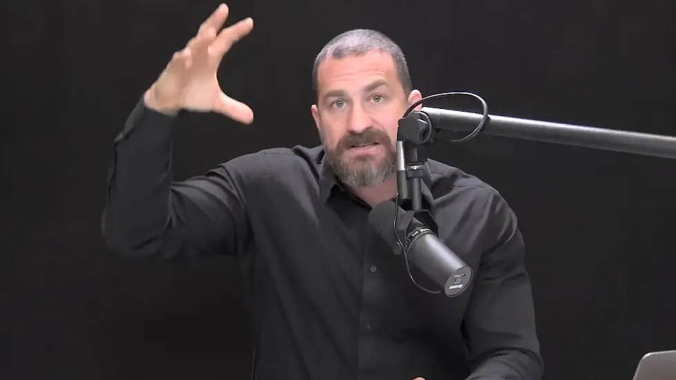 Using Light (Sunlight, Blue Light & Red Light) to Optimize Health | Huberman Lab Podcast #68 019