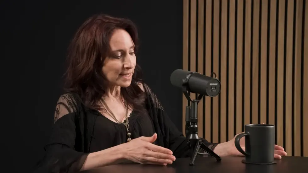 Dr. Elissa Epel: Control Stress for Healthy Eating, Metabolism & Aging | Huberman Lab Podcast 044