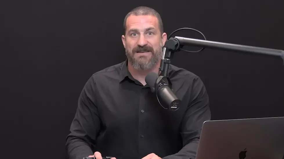 Dr. Emily Balcetis: Tools for Setting & Achieving Goals | Huberman Lab Podcast #83 034