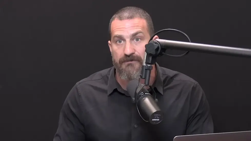 Dr. Emily Balcetis: Tools for Setting & Achieving Goals | Huberman Lab Podcast #83 035