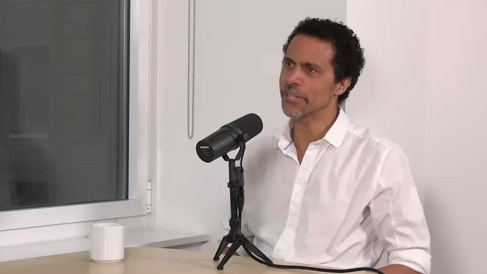 Dr. Erich Jarvis: The Neuroscience of Speech, Language & Music | Huberman Lab Podcast #87 013