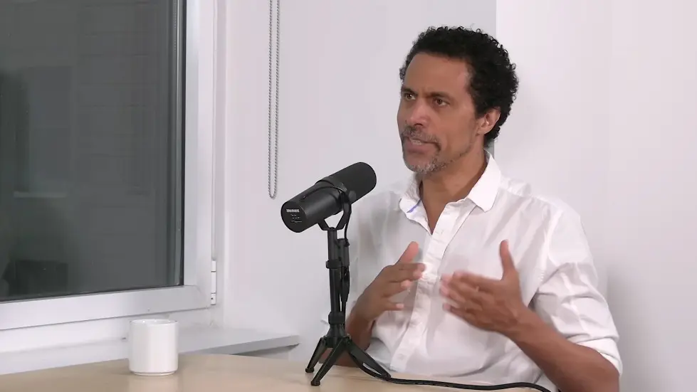 Dr. Erich Jarvis: The Neuroscience of Speech, Language & Music | Huberman Lab Podcast #87 023