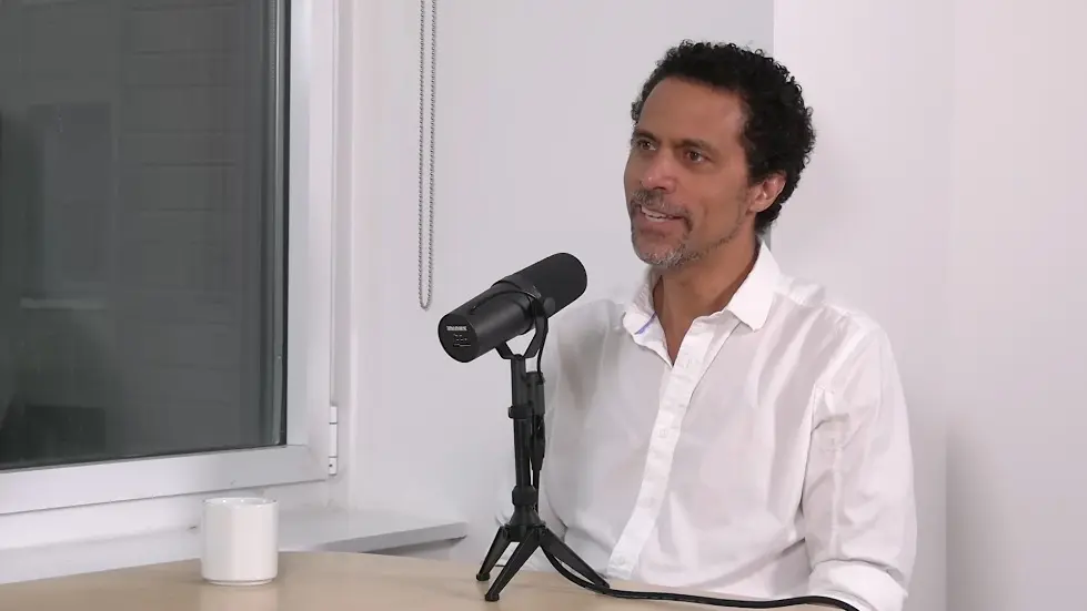 Dr. Erich Jarvis: The Neuroscience of Speech, Language & Music | Huberman Lab Podcast #87 026