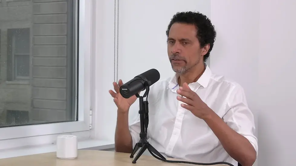 Dr. Erich Jarvis: The Neuroscience of Speech, Language & Music | Huberman Lab Podcast #87 053