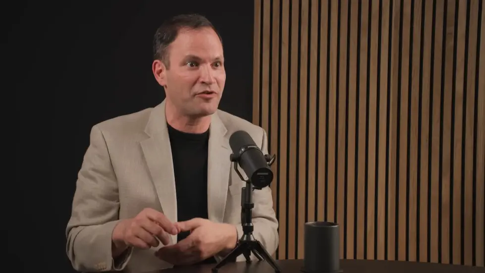 Dr. Jeffrey Goldberg: How to Improve Your Eye Health & Offset Vision Loss | Huberman Lab Podcast 051